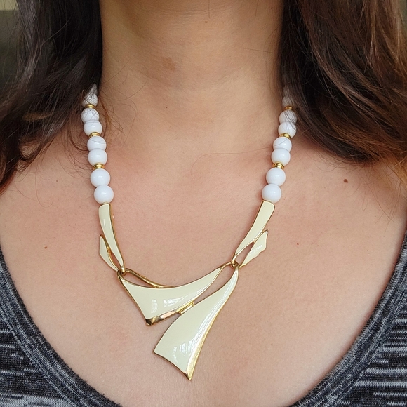 Vintage 10K GP Beaded White / Cream Colored Statement Necklace - Picture 12 of 12